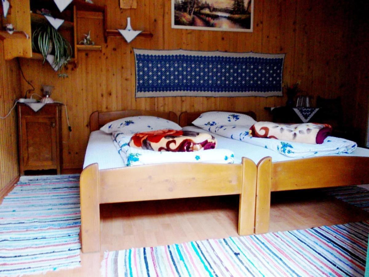 Kristaly Vendeghaz Hotel Rimetea Buitenkant foto